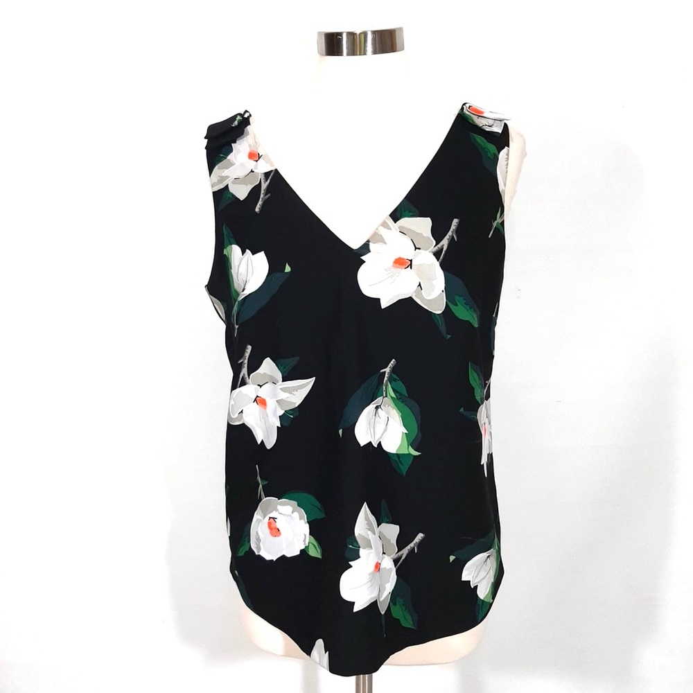 NWOT  Banana Republic black floral top M